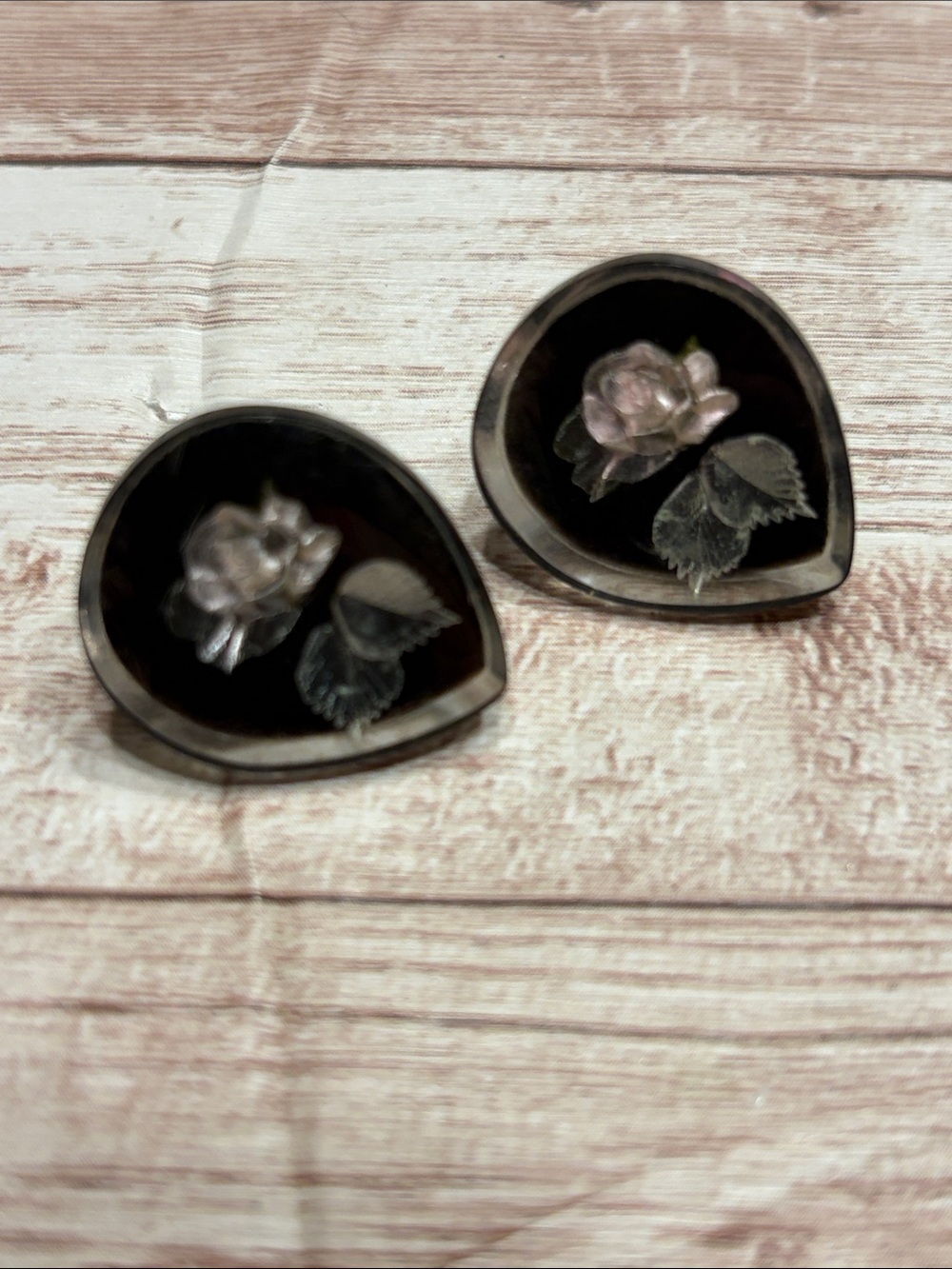 Black Teardrop Floral Earrings - Unbranded